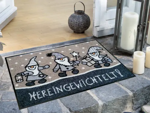 Salonloewe Wichtelfreunde nougat Eingangsmatte 45 x 70 cm 4 Salonloewe Wichtelfreunde nougat Eingangsmatte 45 x 70 cm – Bild 5