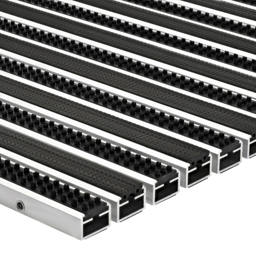 Eingelassene Gummimatte & Bürsten - Schwerlast - Berollbar - Außen - Schwarz - 17 mm
