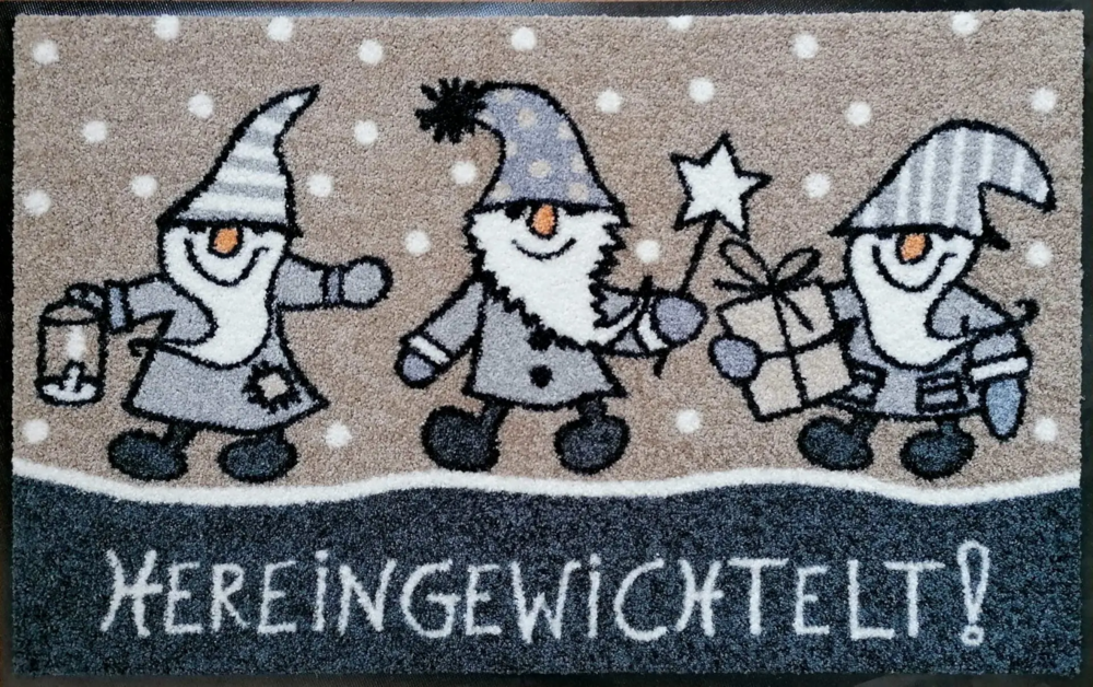 Salonloewe Wichtelfreunde nougat Eingangsmatte 45 x 70 cm 1 Salonloewe Wichtelfreunde nougat Eingangsmatte 45 x 70 cm